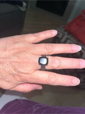 Black Spinel Gemstones Cushion Cut Accent Beautiful Rhodium Finish
.925 Size 9